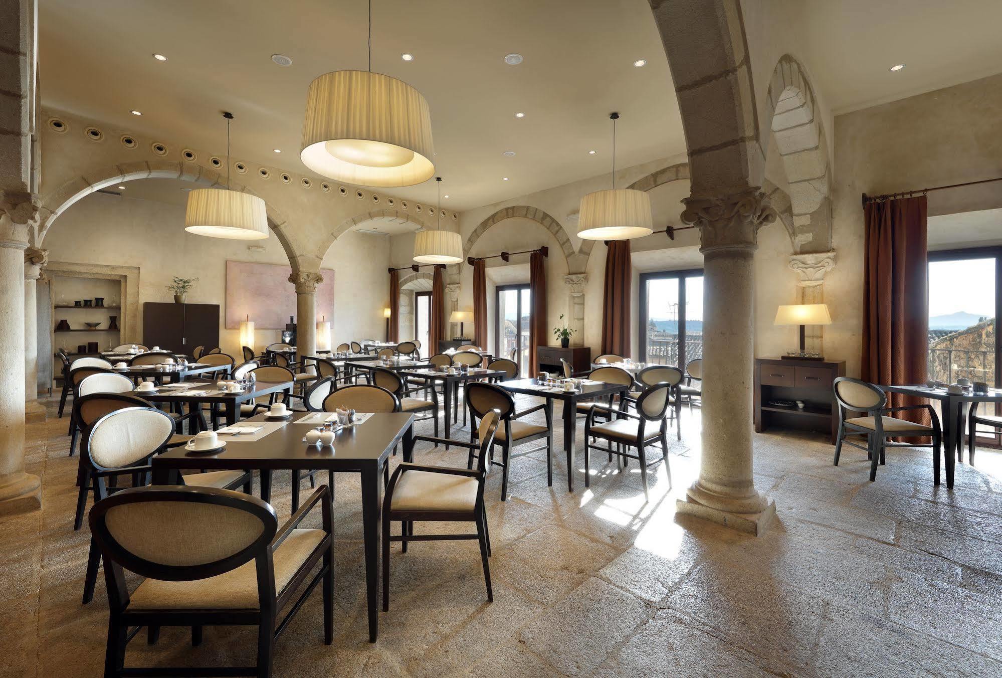 Eurostars Palacio De Santa Marta Trujillo Kültér fotó